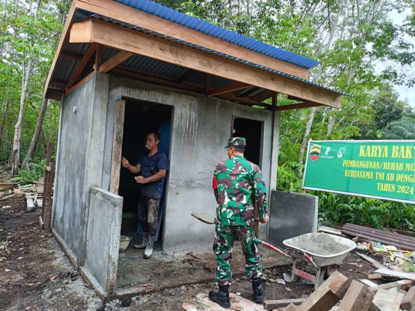 Babinsa Serda Muslim Harap MCK Yang Dibangun Bisa Dirawat Dengan Baik