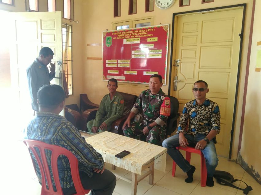 Lakukan Komsos, Serka E Sembiring Sampaikan Sejumlah Hal Penting ke Warga Desa Binaan