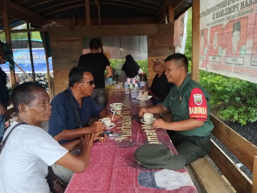 Serda Supriadi  Lakukan Komsos Dengan Warga Desa Tanjung Bakau