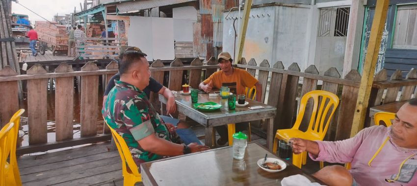 Lakukan Komsos, Serma Agus WP Ajak Warga Desa Binaan Bangkitkan Semangat Gotong Royong