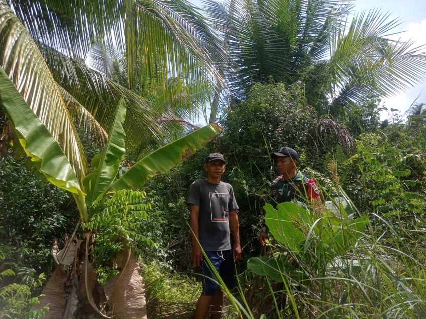Pratu Aziz Fadillah Ajak Warga Desa Tanjung Medang Patroli Cegah Karlahut