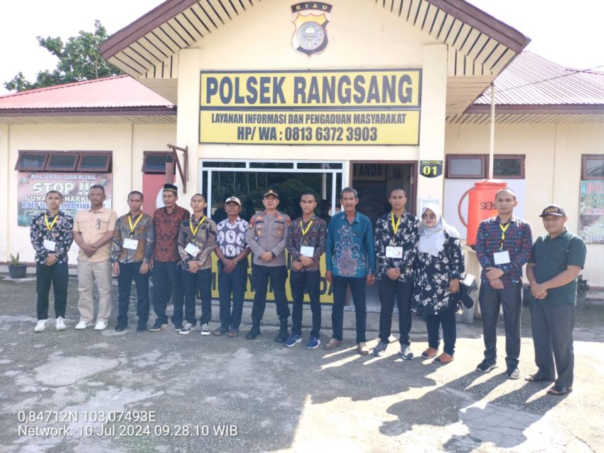 Enam Pemuda Pulau Terluar Lulus Jalur Rekpro Polri, Kapolsek Rangsang Ucapkan Selamat