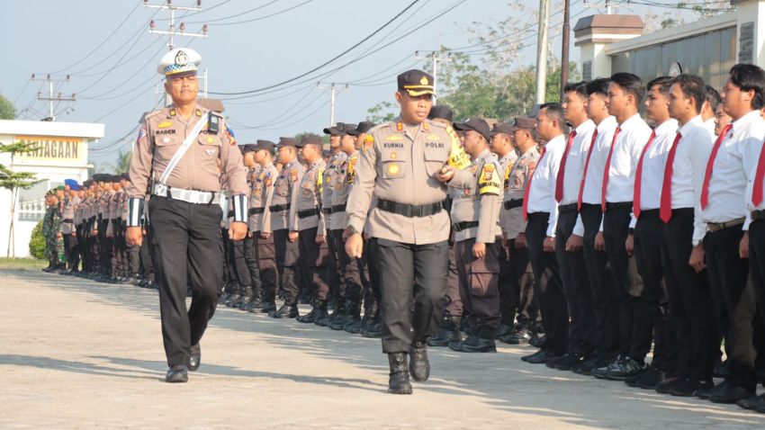 Kapolres Meranti Pimpin Apel Gelar Pasukan Operasi Patuh Lancang Kuning 2024