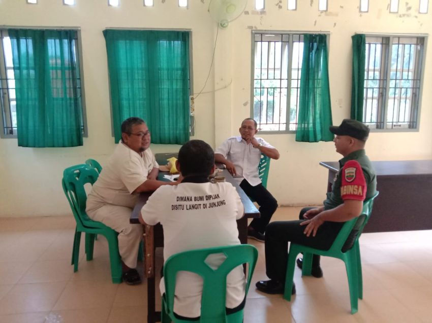 Praka Agam Iskandar Lakukan Komunikasi Sosial Dengan Warga Desa Bina Maju