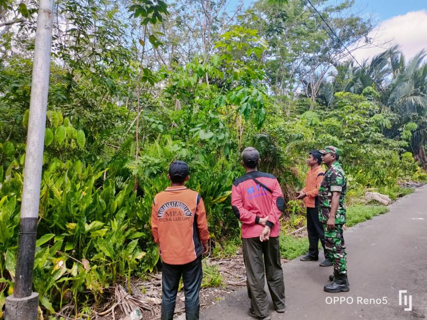 Serda Eka Rafiz Bersama MPA Desa Lukun Patroli Cegah Karhutla