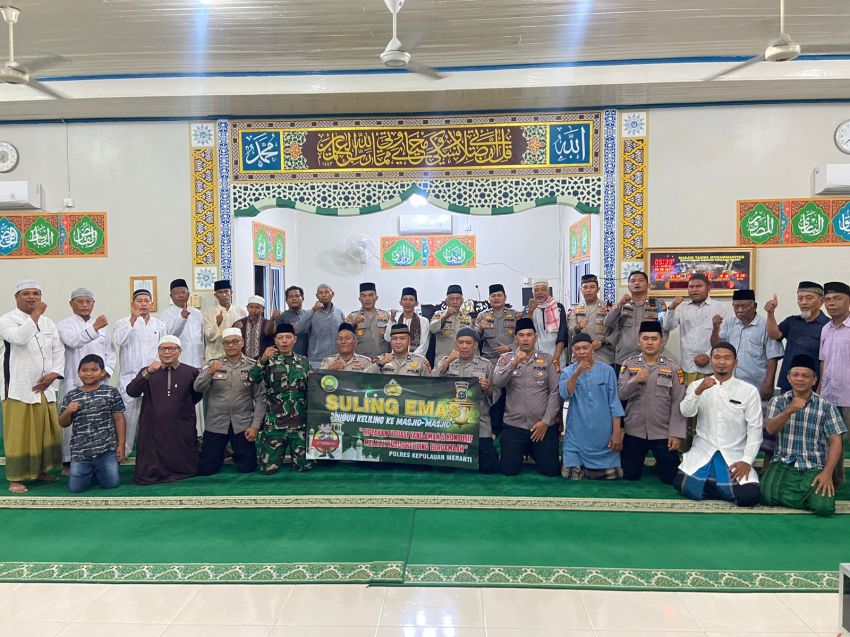 Suling Emas di Masjid Taqwa, Polres Meranti Ajak Jemaah Jaga Kamtibmas Jelang Pilkada Serentak