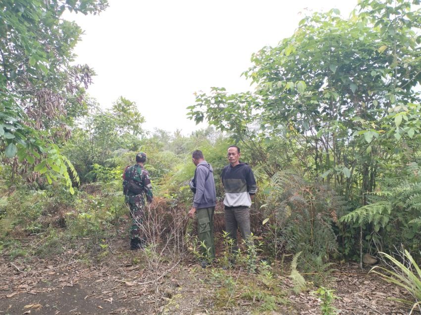 Babinsa Pratu Diki Hidayat Imbau Warga Desa Binaan Tak Buka Lahan Dengan Cara Dibakar