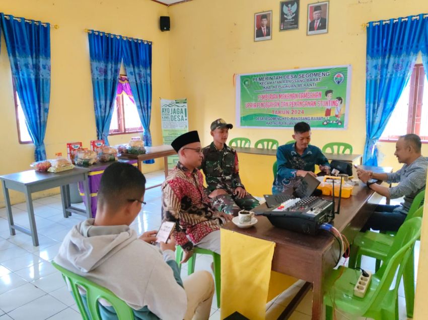 Komsos Dengan Warga Segomeng, Ini Yang Disampaikan Pratu Muhammad Fahrijal