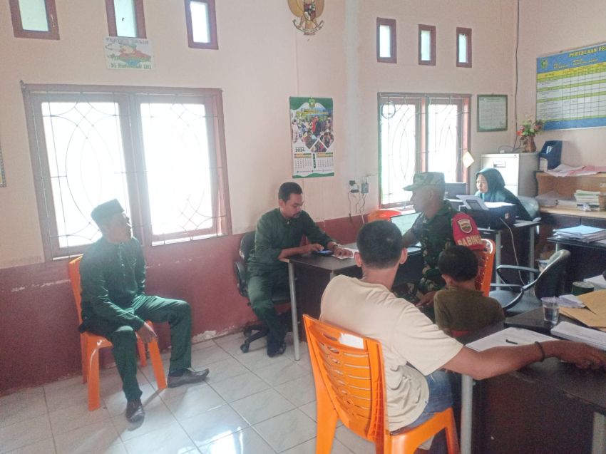 Jaga Hubungan Baik, Pratu Angga Pebrihadi Terus Lakukan Komsos Dengan Warga Desa Binaan