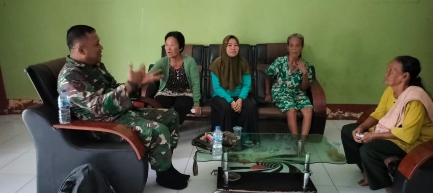 Gelar Komsos di Kelurahan Selatpanjang Kota, Ini Yang Disampaikan Serma Agus