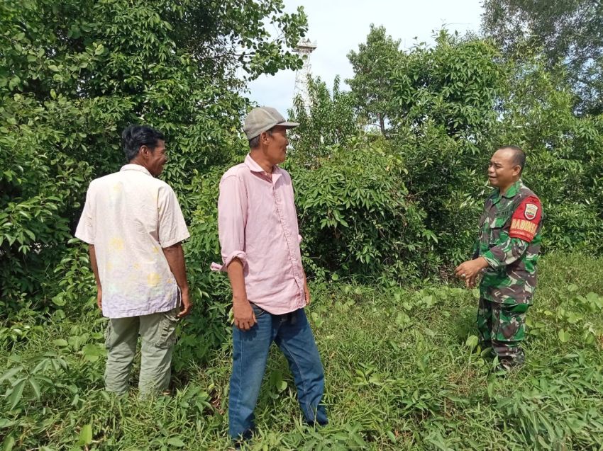 Patroli Karhutla di Desa Tenan, Koptu Muherli Imbau Warga Tak Bakar Lahan