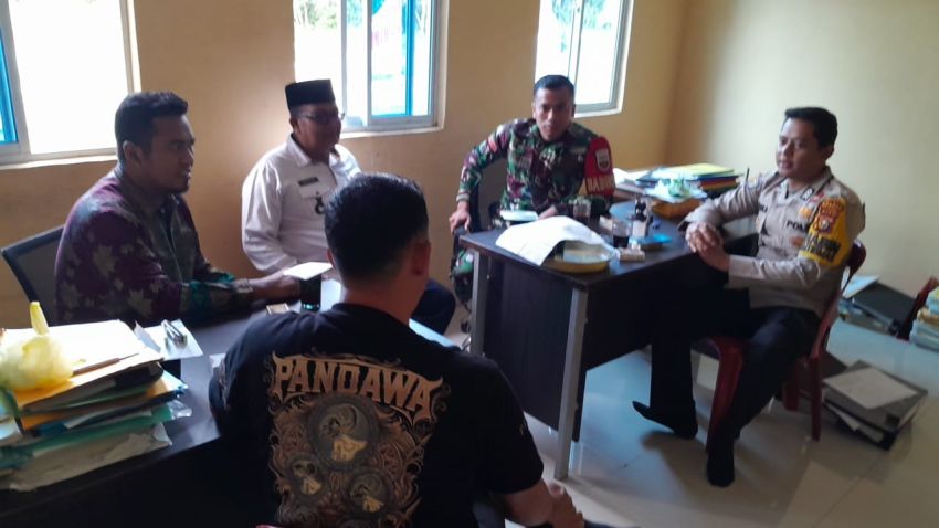 Pererat Silaturahmi, Pratu Prayoga Situmorang Lakukan Komsos Dengan Warga Mantiasa