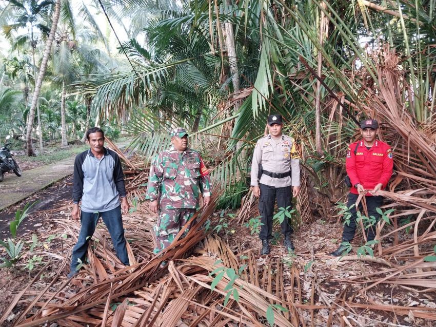 Cegah Karhutla, Serka Subar Bersama Bhabinkamtibmas, Manggala Agni dan MPA Rutin Patroli