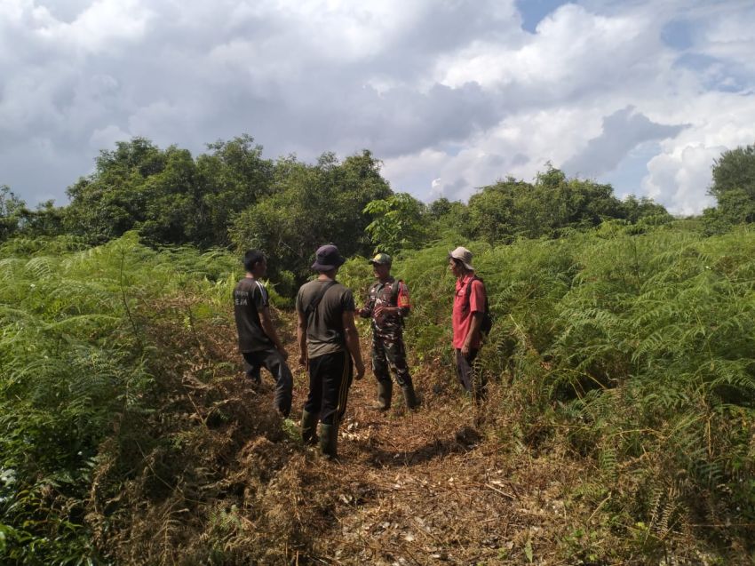 Patroli Karhutla di Sungai Gayung Kiri, Koptu Masran Imbau Warga Tak Bakar Lahan