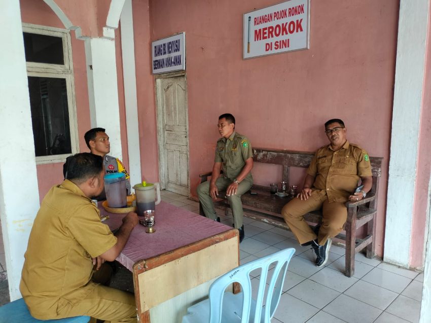 Cooling System Pilkada di Kantor Camat Rangsang Barat, Brigadir Niko Ingatkan Netralitas ASN