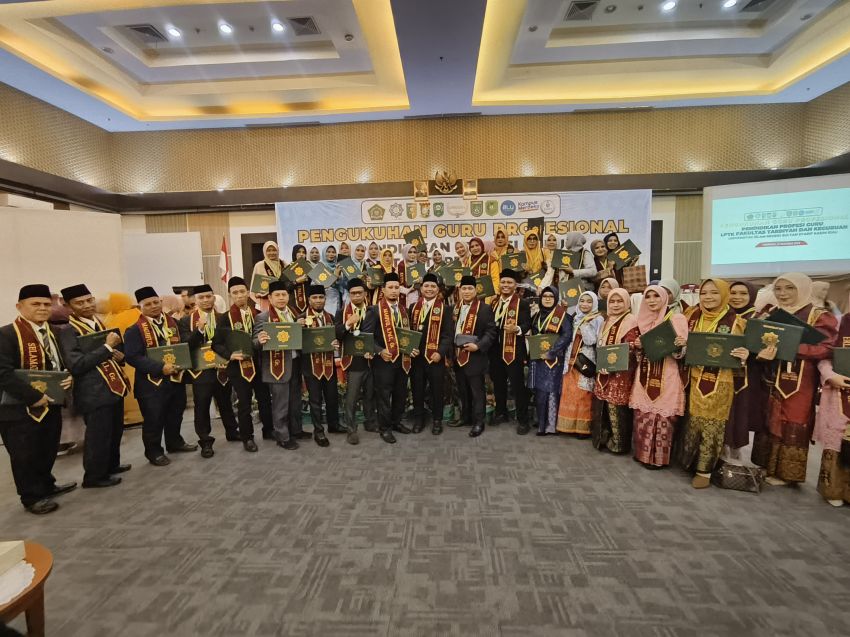 61 Mahasiswa PPG PAI Batch 1 Dikukuhkan, 30 Diantaranya Raih Predikat Istimewa, Khairul: Terimakasih Pemkab Meranti