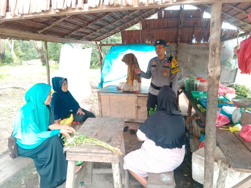 Cooling System Pasca Pilkada di Desa Bantar, Ini Pesan Yang Disampaikan Brigadir Niko