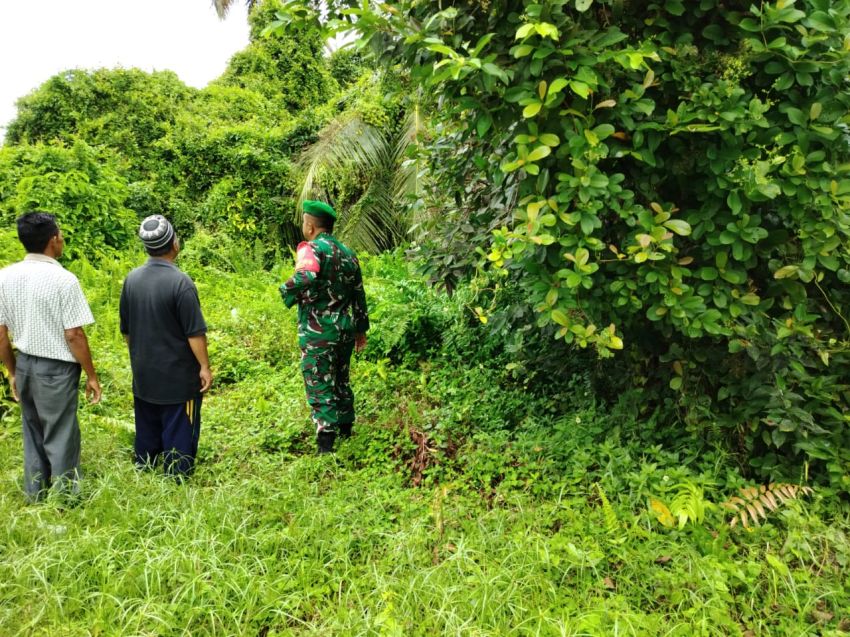 Serma Agus WP Bersama Warga Patroli Cegah Karhutla di Desa Beting