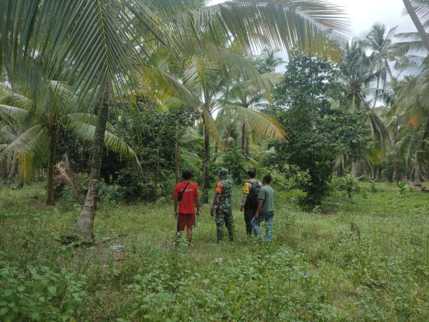 Antisipasi Karhutla, Serda Irvan Sulaiman Bersama Warga Tanjung Gadai Lakukan Patroli