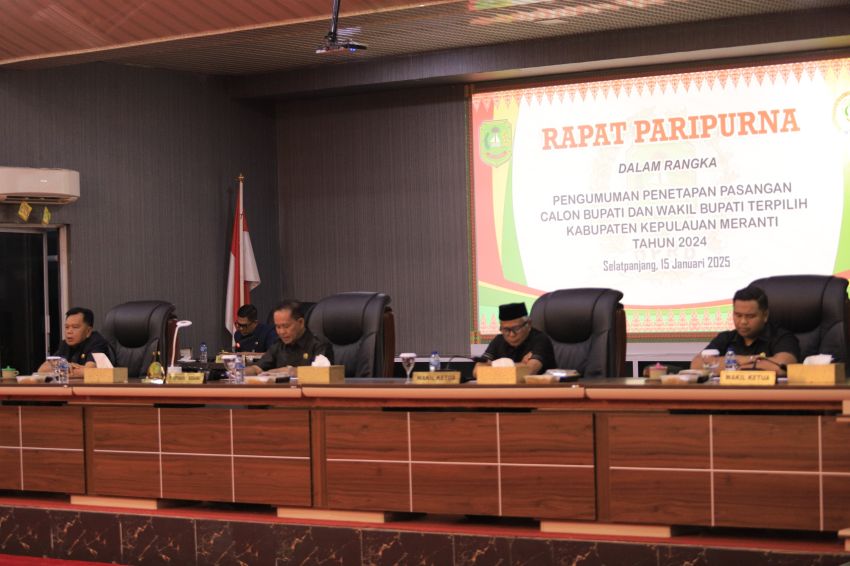 DPRD Meranti Gelar Paripurna Pengumuman Penetapan Pasangan Bupati dan Wabup Terpilih 2025-2030