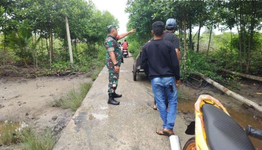 Serma Agus WP Bersama Warga Beting Gencar Lakukan Patroli Karhutla