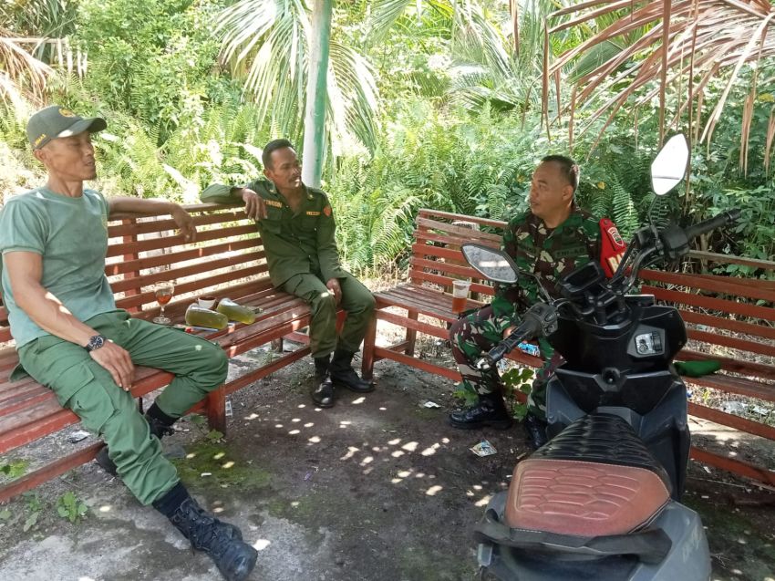 Gelar Komsos, Ini Yang Dibahas Koptu Muherli Bersama Warga Desa Tenan