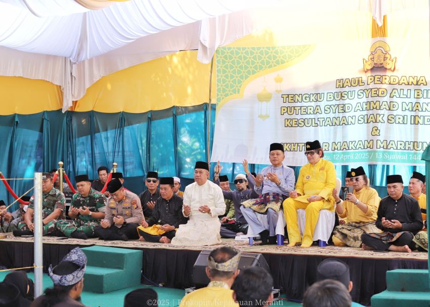 Bupati Asmar Hadiri Haul Perdana Alm Tengku Busu Syed Ali