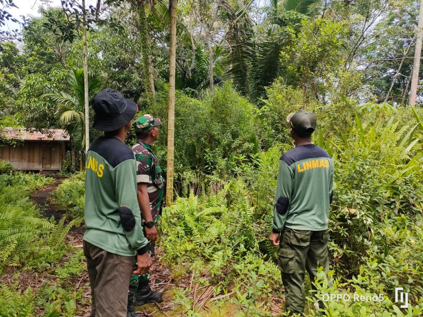 Lakukan Patroli, Serda Eka Rafiz Bersama MPA Cek Lokasi Rawan Karhutla di Desa Lukun