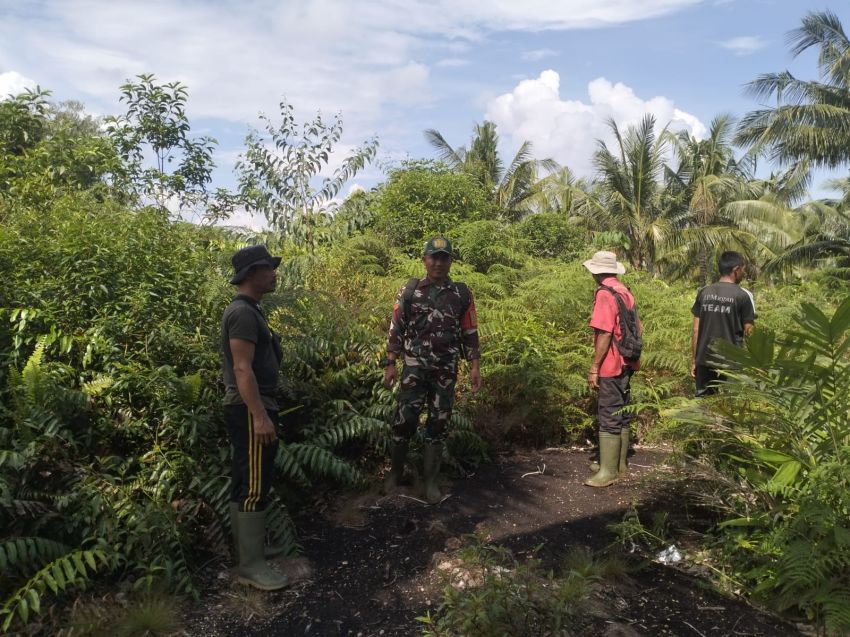 Upaya Cegah Karhutla, Koptu Masran Bersama MPA Sungai Gayung Kiri Lakukan Patroli