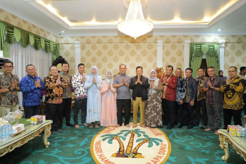 Perkuat Koordinasi Bangun Daerah, Bupati Meranti Silaturahmi dengan Bupati Inhil