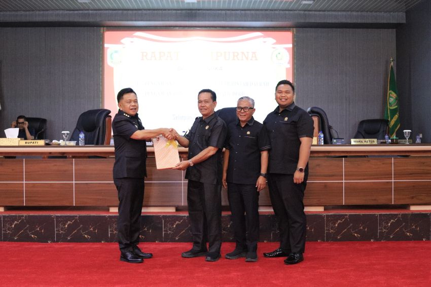 DPRD Meranti Gelar Paripurna Penyampaian&nbsp;Tiga Ranperda Usulan dan Satu Inisiatif