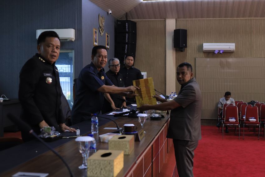 Bapemperda DPRD Meranti Sampaikan Jawaban Atas Pendapat Bupati Terkait Pembahasan Ranperda