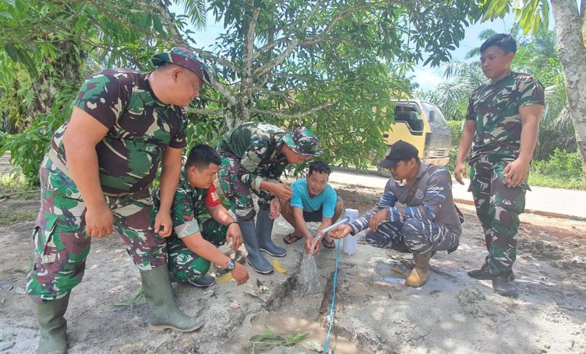Satgas TMMD Berhasil Temukan Sumber Air Bersih di Balai Pungut - Pinggir