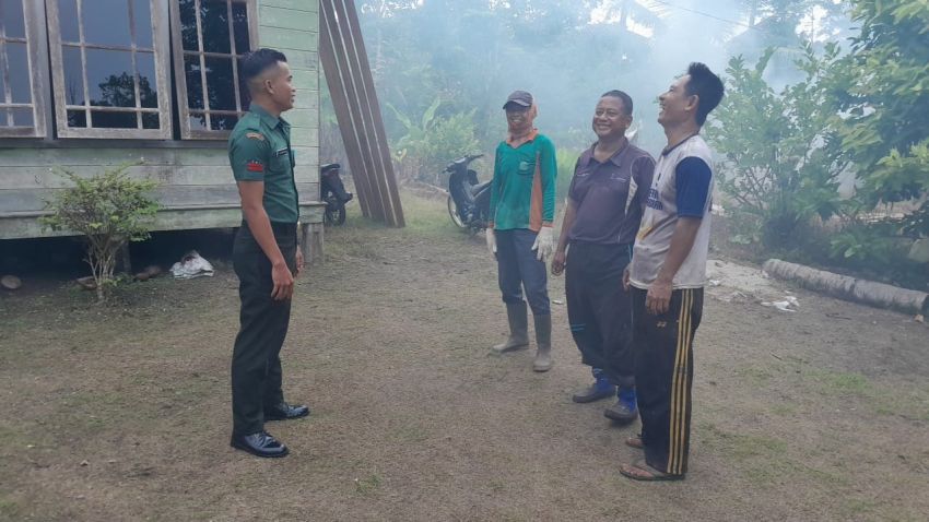 Pererat Silaturahmi, Pratu Prayoga Situmorang Lakukan Komsos dengan Warga Desa Maini