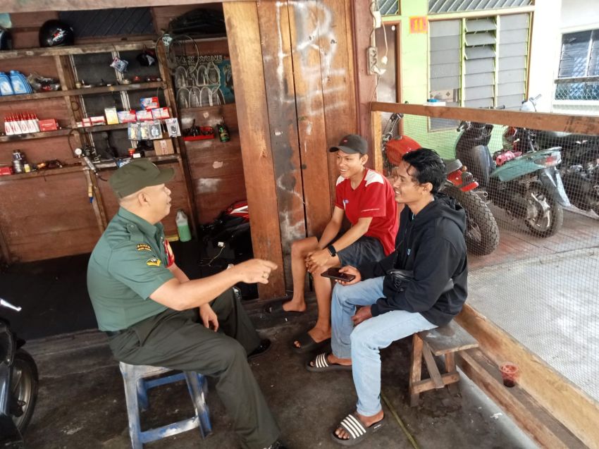 Koptu Muherli Lakukan Komsos Dengan Warga Selatpanjang, Ini Pesan Yang Disampaikan