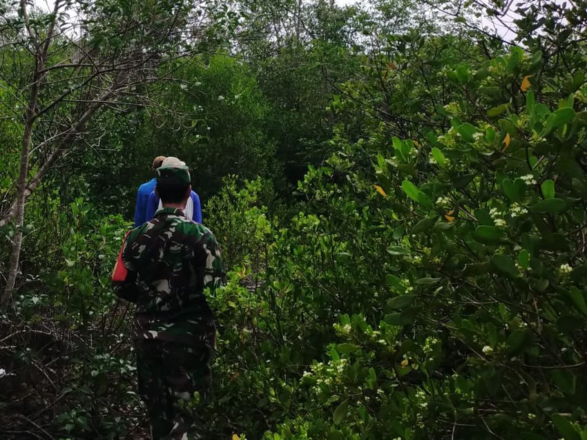 Cegah Karhutla, Serma Safi'i Ajak MPA Desa Alai Bersinergi Lewat Patroli