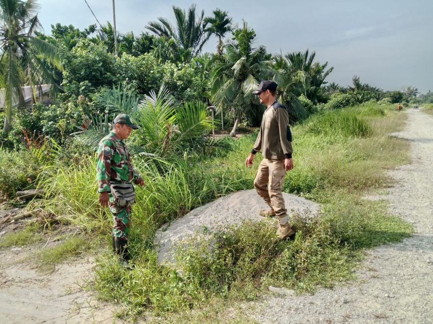Upaya Cegah Karhutla, Serka E Sembiring Lakukan Patroli di Desa Bantar