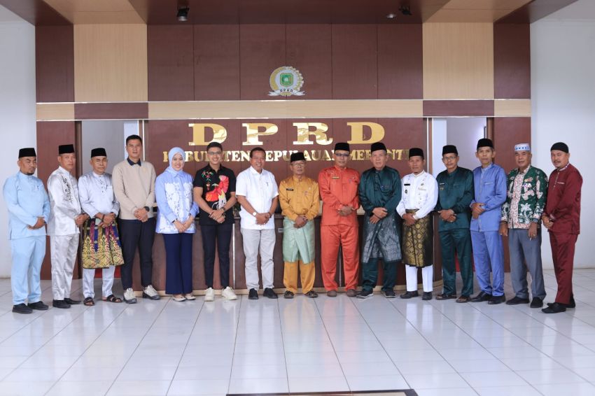 Komisi I DPRD Meranti Terima Audiensi DPC APDESI, Bahas Tunda Bayar Siltap dan ADD