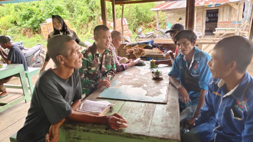 Sertu Supriandi Lakukan Komsos Dengan Warga Selatpanjang, Ini Pesan Yang Disampaikan