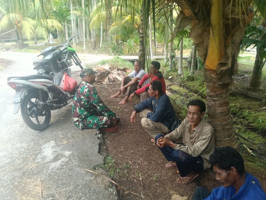 Babinsa Koramil 02/Tebingtinggi Dorong Warga Batin Suir Tingkatkan Kepedulian Lingkungan