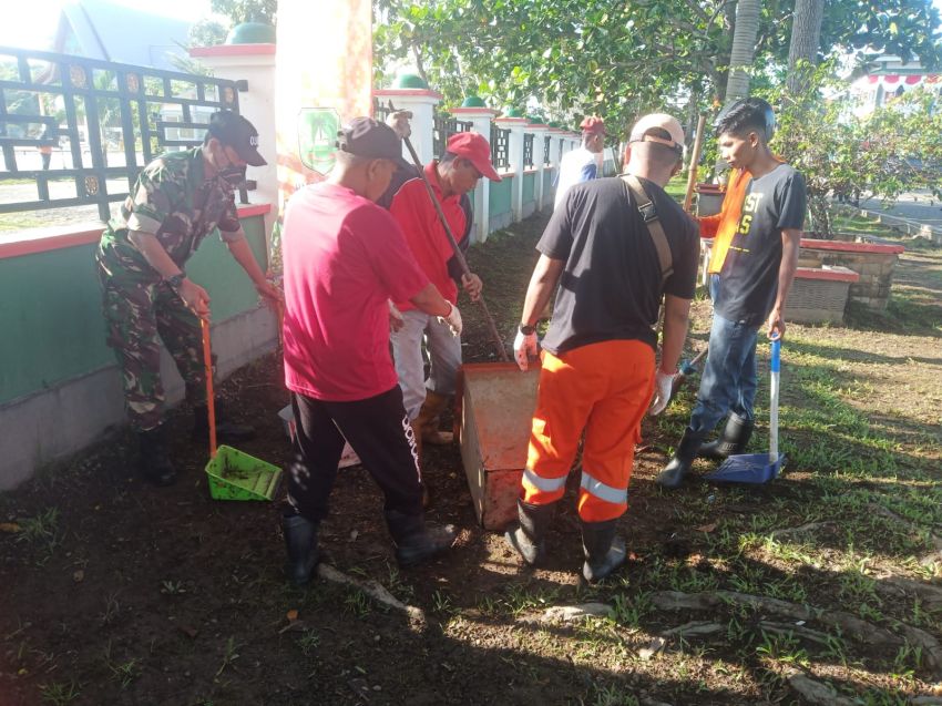 Babinsa Koramil 02/Tebing Tinggi Ajak Warga Desa Binaan Hidupkan Kembali Semangat Gotong Royong