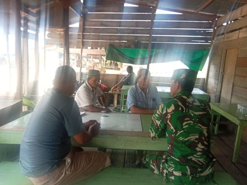 Lewat Komsos, Kopda Andri Ajak Warga Perkuat Gotong Royong dan Kebersihan Lingkungan