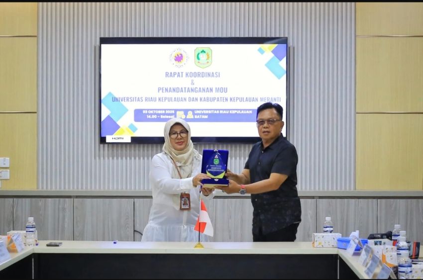 Pemkab Kepulauan Meranti Teken MoU dengan UNRIKA Batam untuk Penguatan SDM dan Penelitian