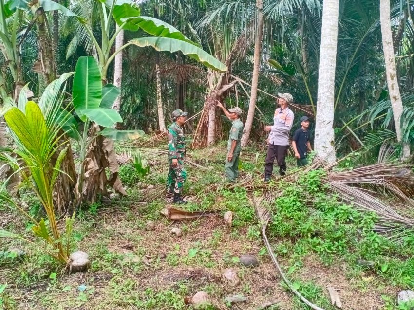 Babinsa Koramil 02/Tebing Tinggi Gelar Patroli Karhutla di Desa Melai, Pastikan Wilayah Aman