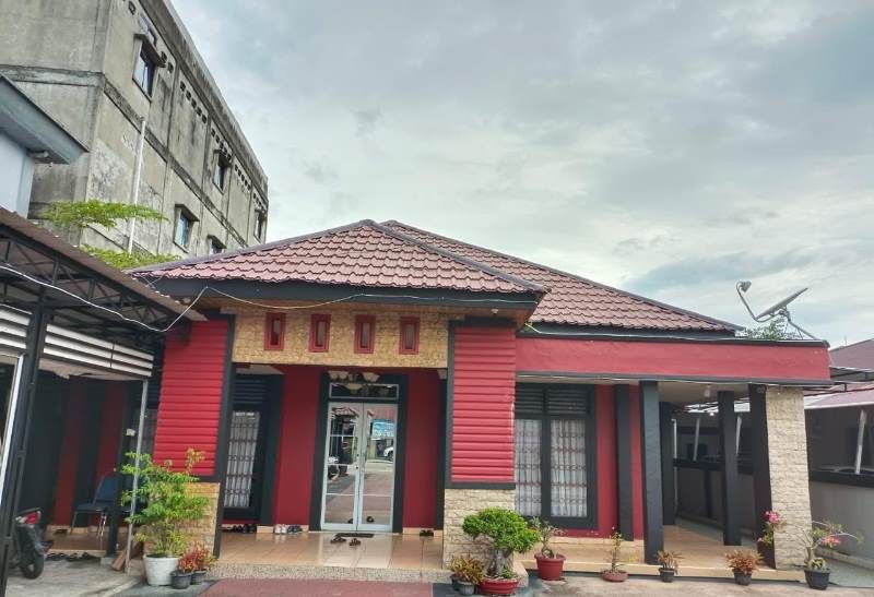 Rumdis Diperbaiki, Bupati Asmar Pindah ke Rumah Sewa