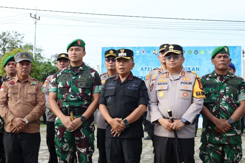 Dandim 0303/Bengkalis Hadiri Apel Gelar Pasukan Operasi Lilin 2025 di Meranti