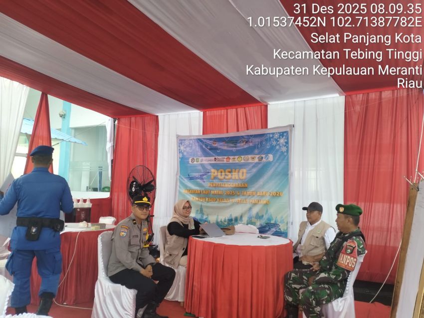 Pastikan Arus Balik Nataru Lancar, Babinsa Koramil 02/Tebing Tinggi Siaga di Pelabuhan Tanjung Harapan