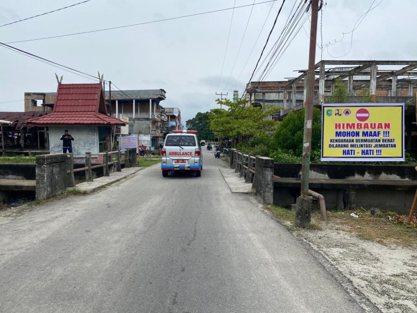 Jembatan Sei Gelora Tanjungharapan Miring, Warga Selatpanjang Diminta Waspada Saat Melintas