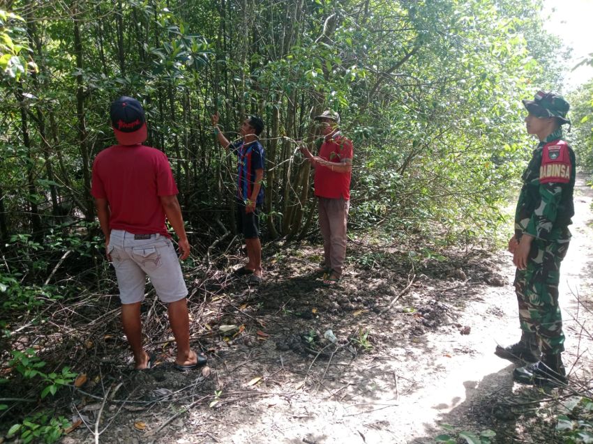 Babinsa dan MPA Patroli Karhutla di Desa Batin Suir, Warga Diimbau Tidak Bakar Lahan