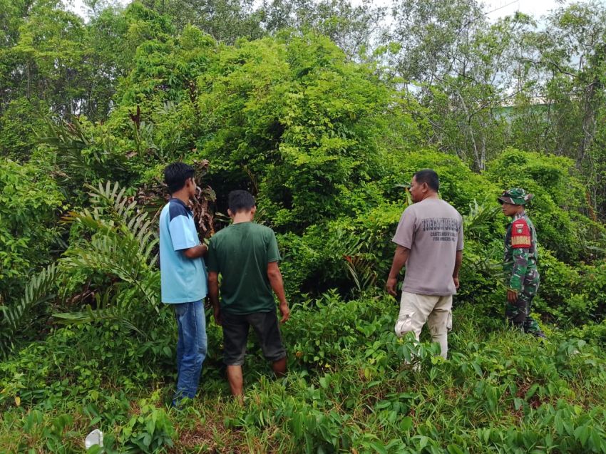 Babinsa Koramil 02/Tebing Tinggi Patroli Karhutla di Selatpanjang Kota